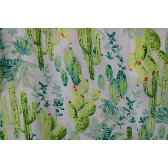 Torrid Silky Short Sleeve Blouse-Size 3X-Cactus-Back Buttons-Chiffon - Picture 3 of 9